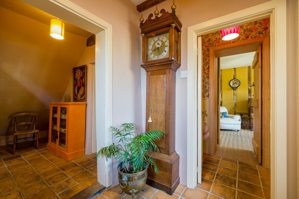 Property photo 2 of 28 Ffh2