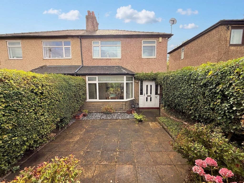 Property photo 1 of 27