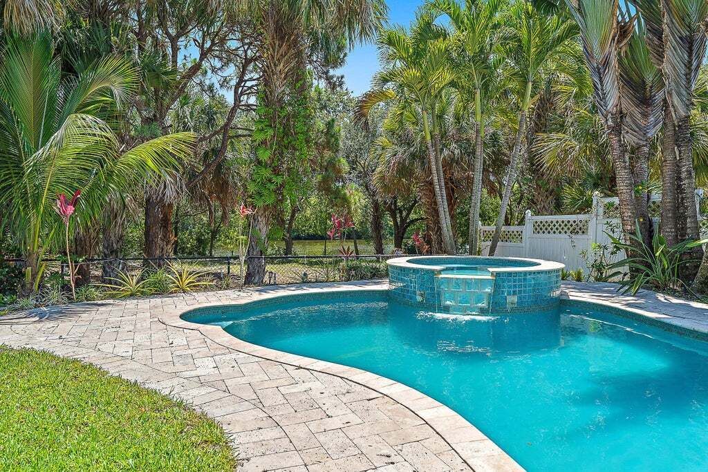 Property photo 3 of 20 <Alttext/>