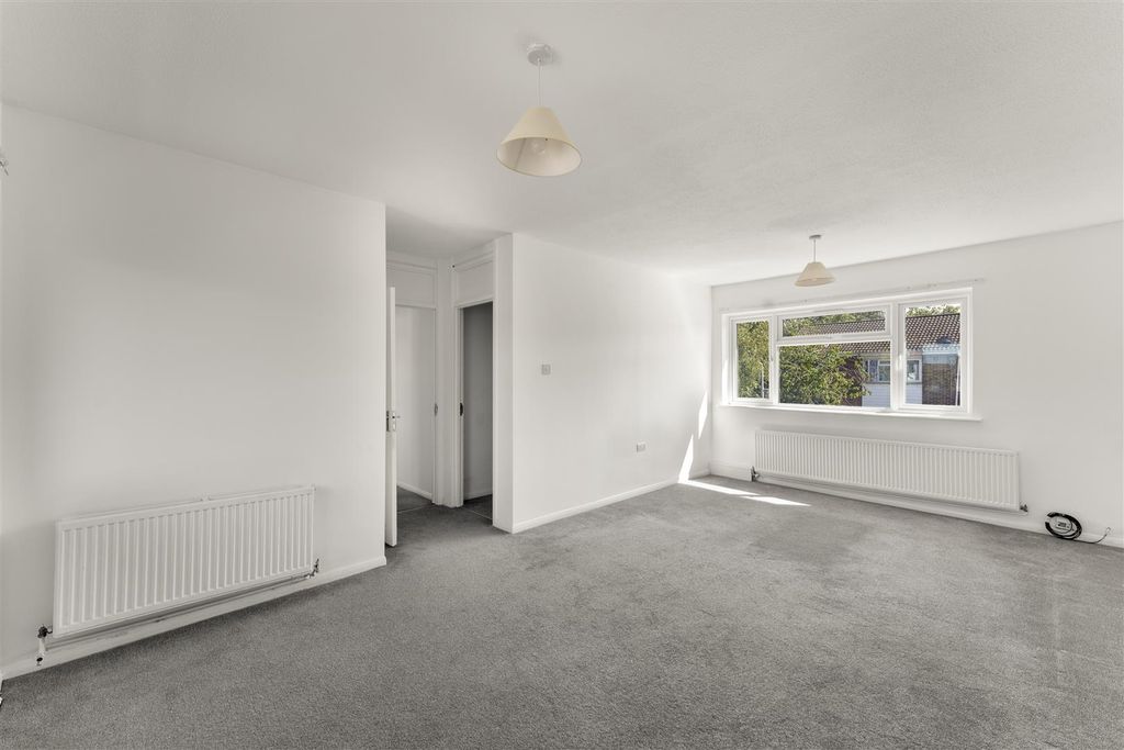 Property photo 3 of 15 3