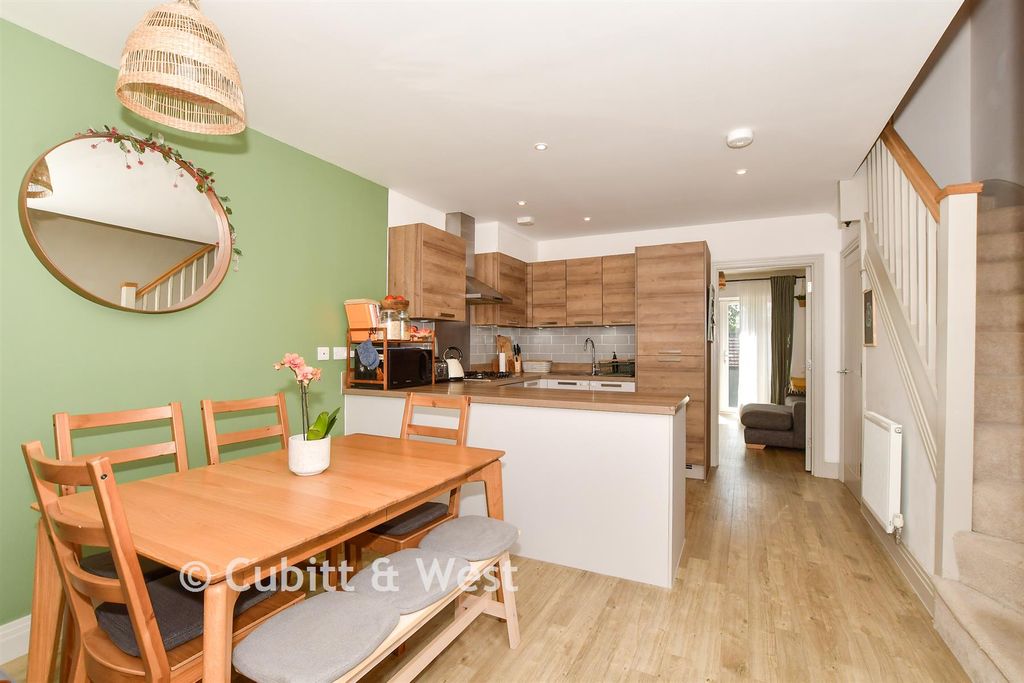 Property photo 3 of 16 Kitchen/ Dining Room
