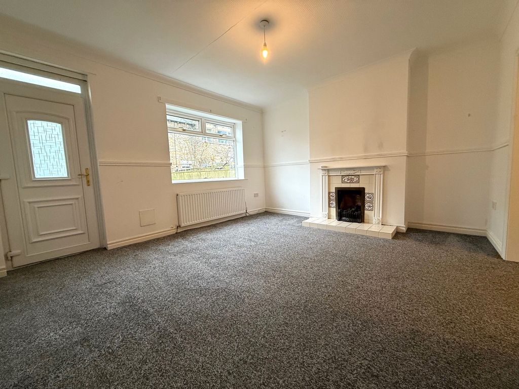 Property photo 3 of 11 Photograph 3