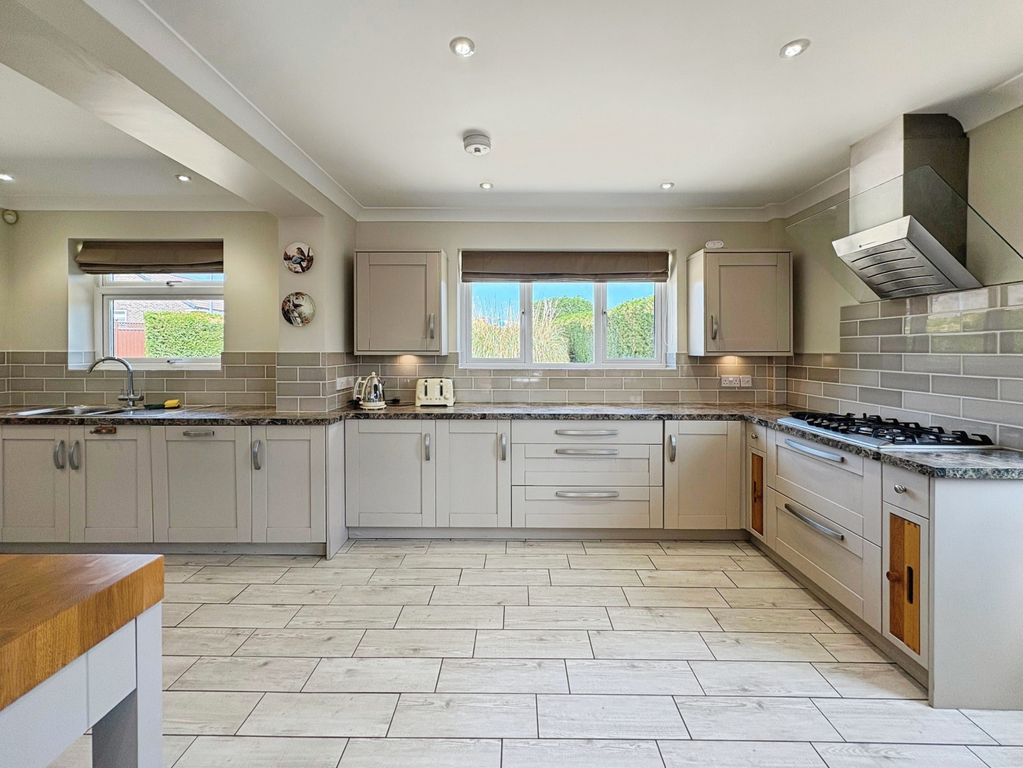 Property photo 3 of 25 A6c44Fd6-16