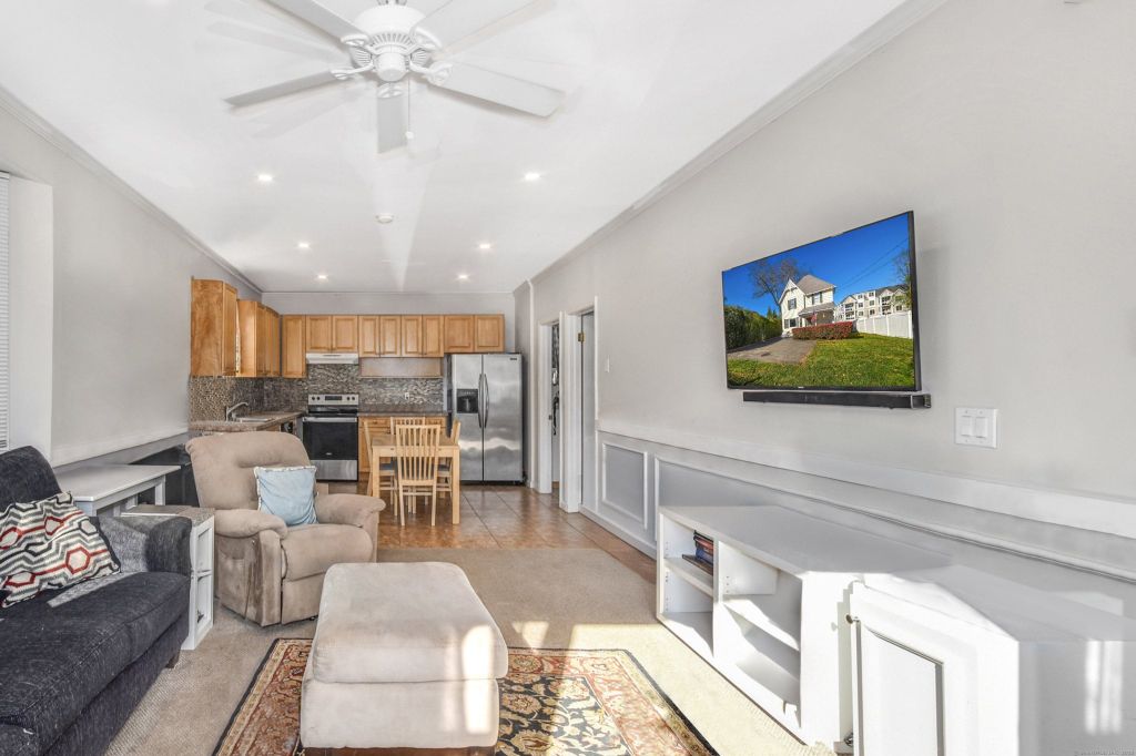 Property photo 3 of 20 <Alttext/>