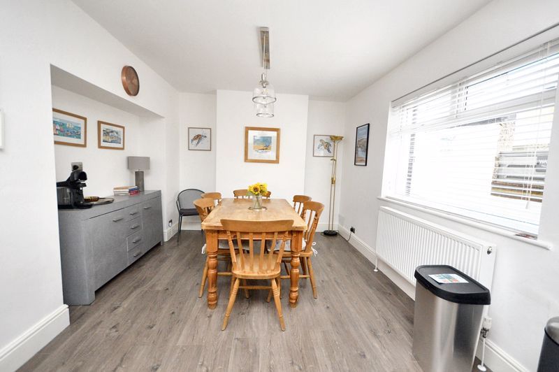 Property photo 3 of 12 Photo 2