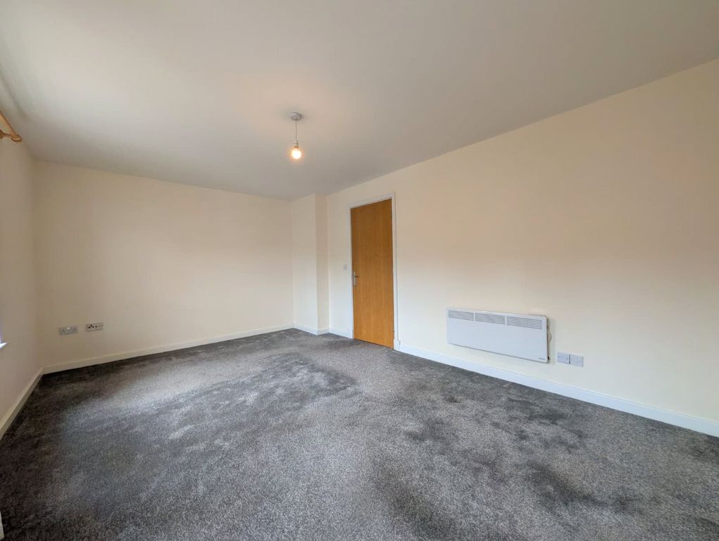 Property photo 1 of 9 Picture No. 19