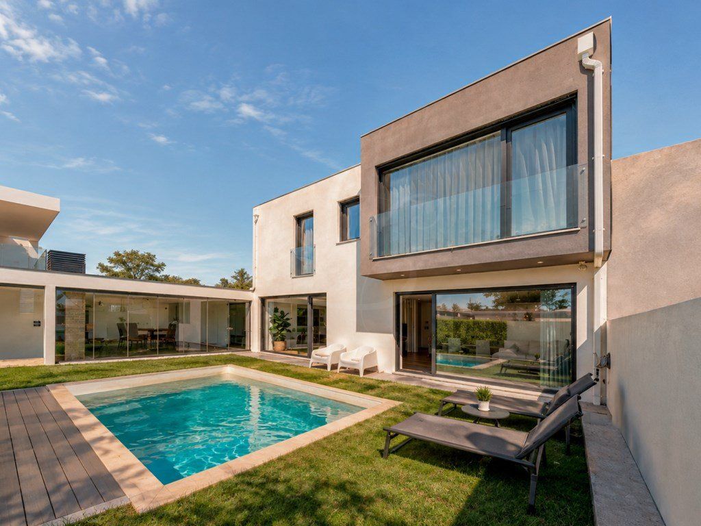 Property photo 1 of 53 3 Bedroom Villa With Swimming Pool And Barbecue | Cascais
