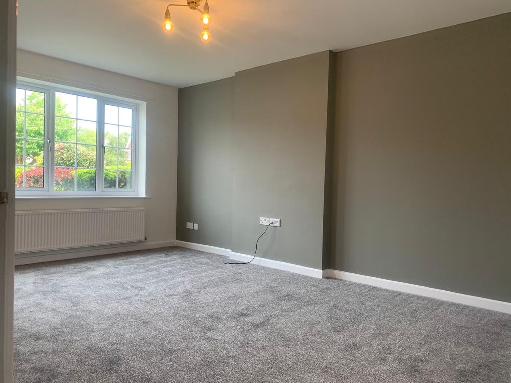 Property photo 2 of 10 Image