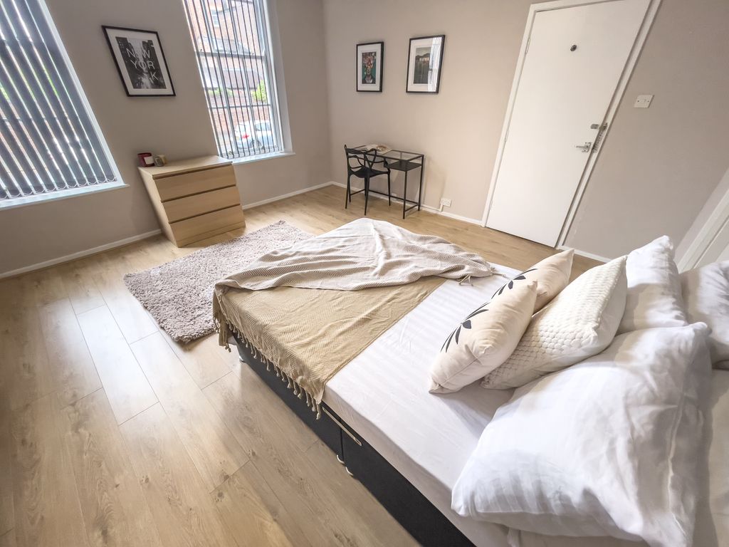 Property photo 1 of 5 Img_2542 (1)