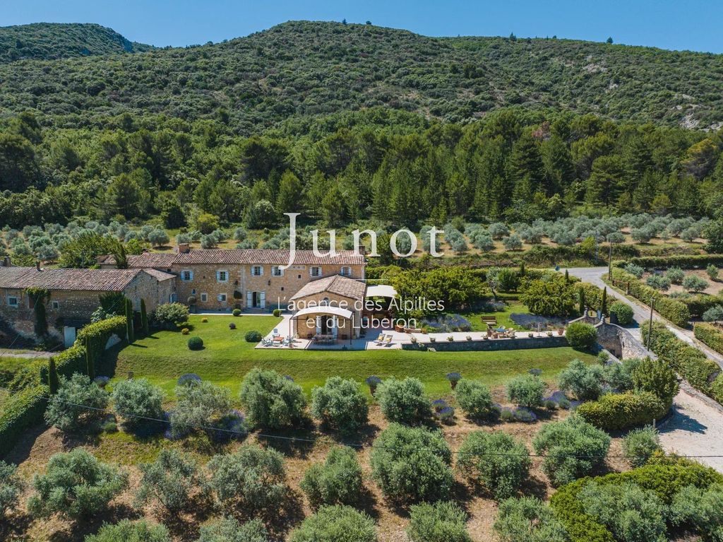 Property photo 1 of 15 Bonnieux - Panoramic View Swimming Pool And Landscaped Garden