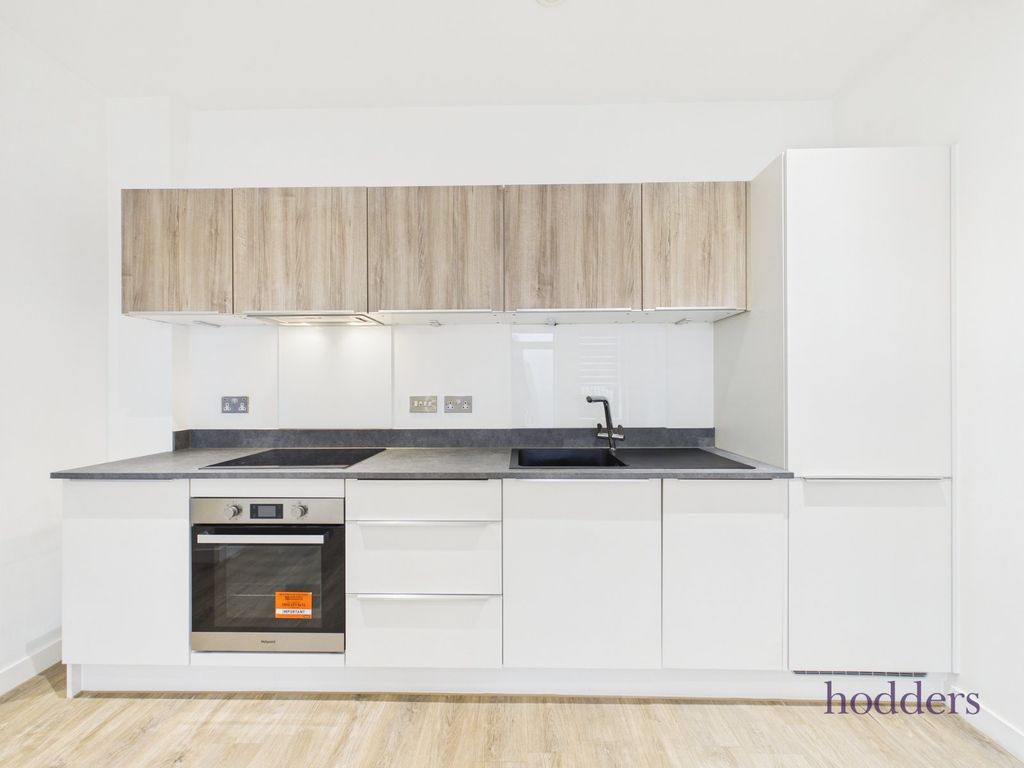 Property photo 3 of 12 Picture No. 29