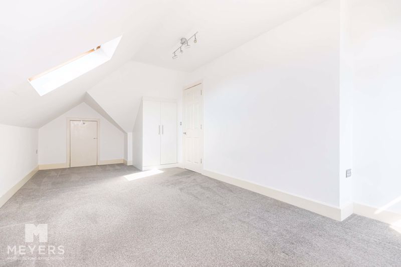 Property photo 3 of 14 Photo 1