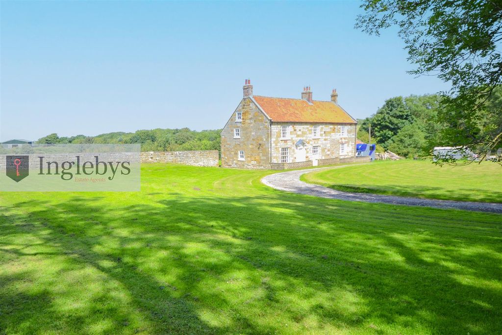 Property photo 1 of 36