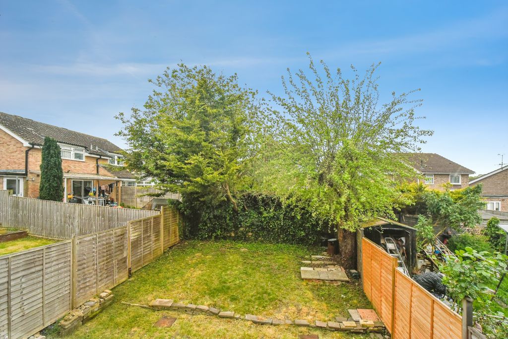 Property photo 2 of 17