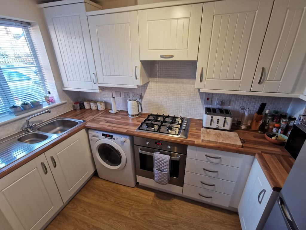 Property photo 3 of 8 Image