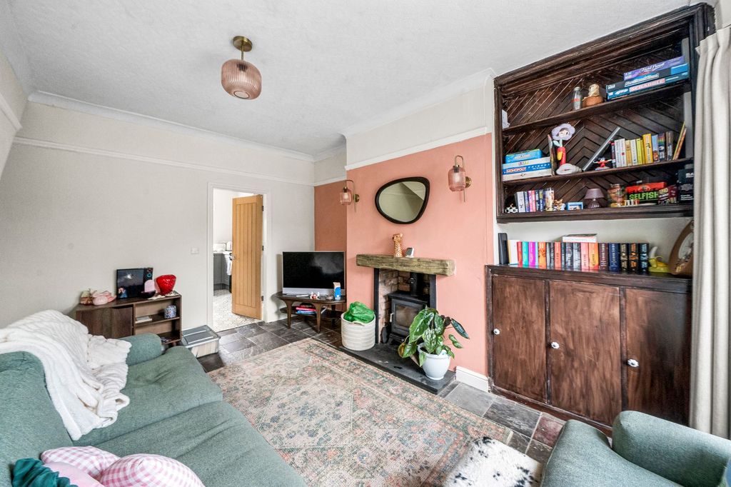 Property photo 3 of 15