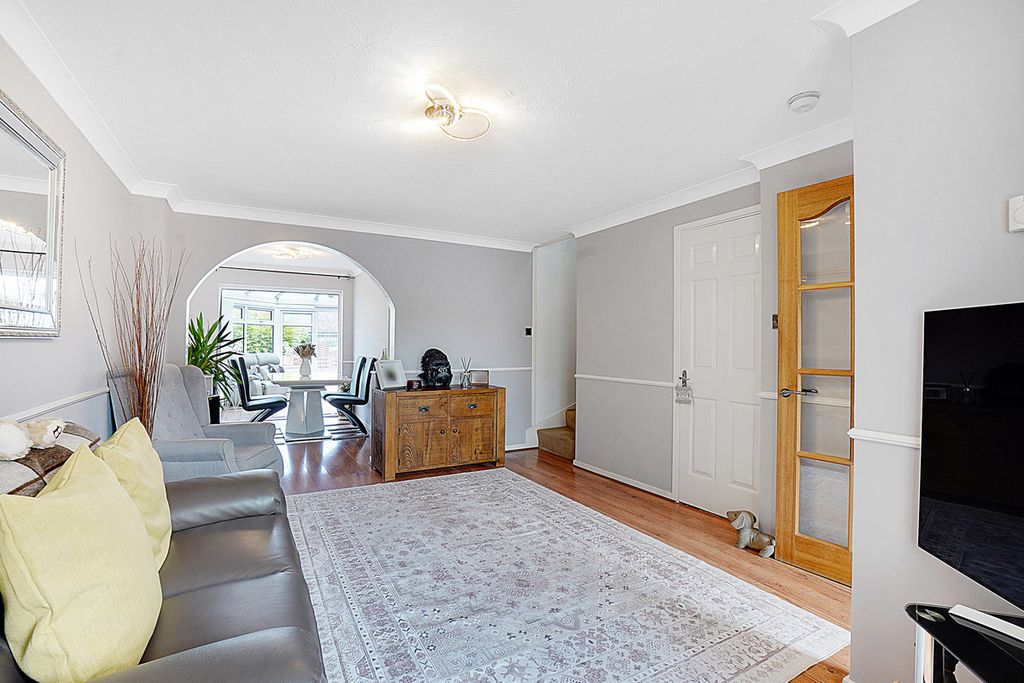 Property photo 2 of 14