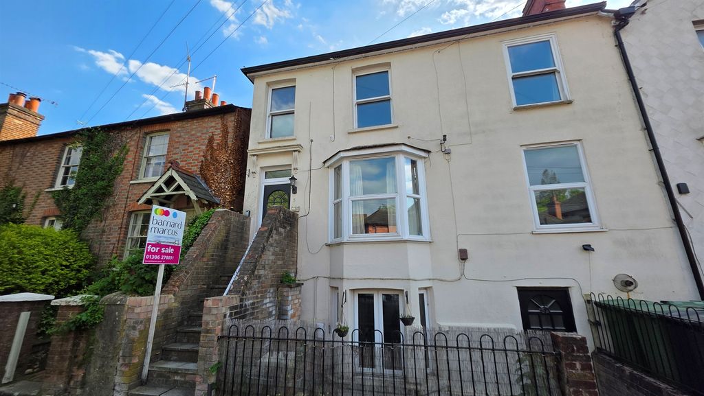 Property photo 1 of 7
