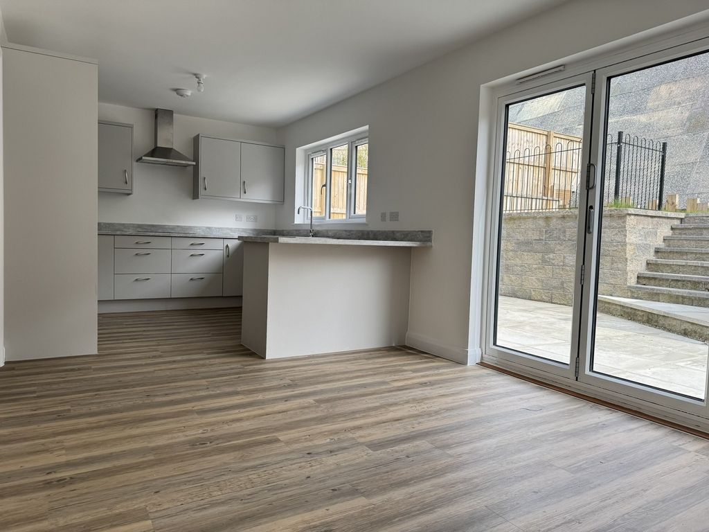 Property photo 2 of 20 Not Specified