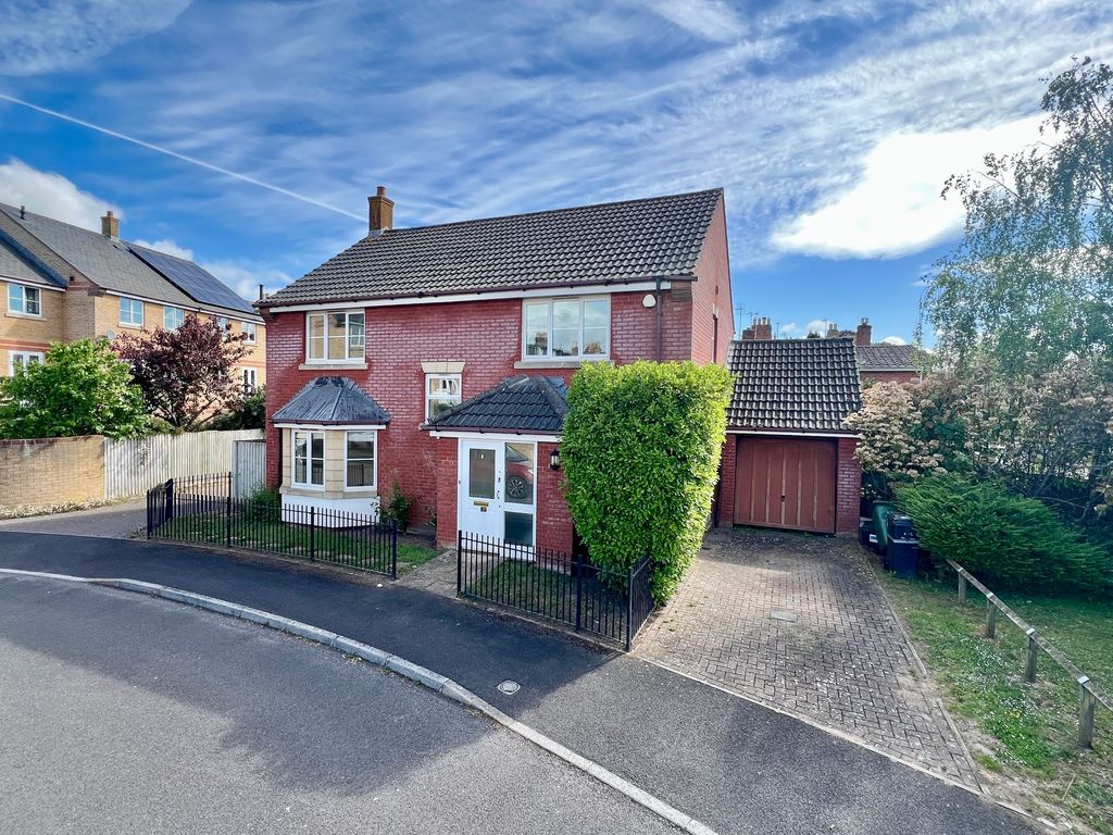 Property photo 1 of 23