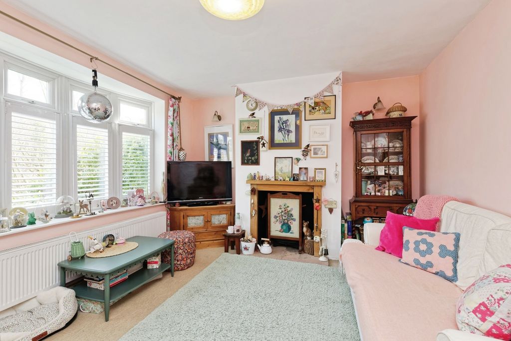 Property photo 3 of 17 Pbox-Img.Jpg