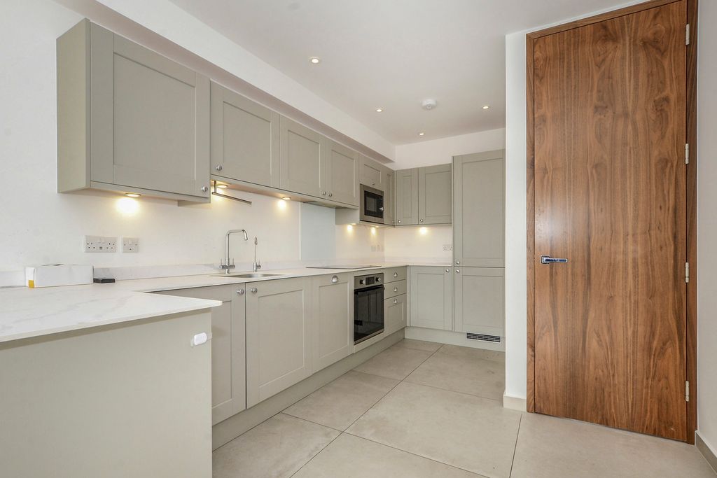 Property photo 2 of 14 Pbox-Img.Jpg