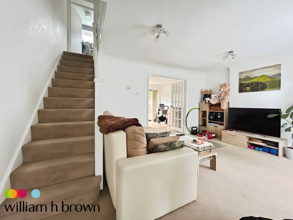Property photo 2 of 13 Entrance Hall