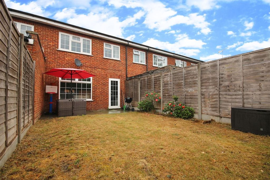 Property photo 2 of 12 Rear2 (2).Jpg
