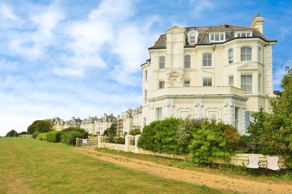 Property photo 1 of 9 Rear