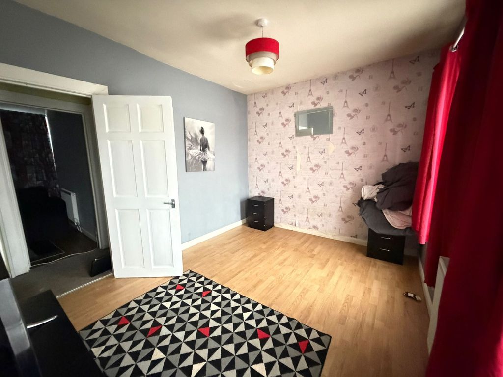 Additional image 10 of 3 bed flat for saleHill Street, Melincourt, Neath, Neath Port Talbot. SA11