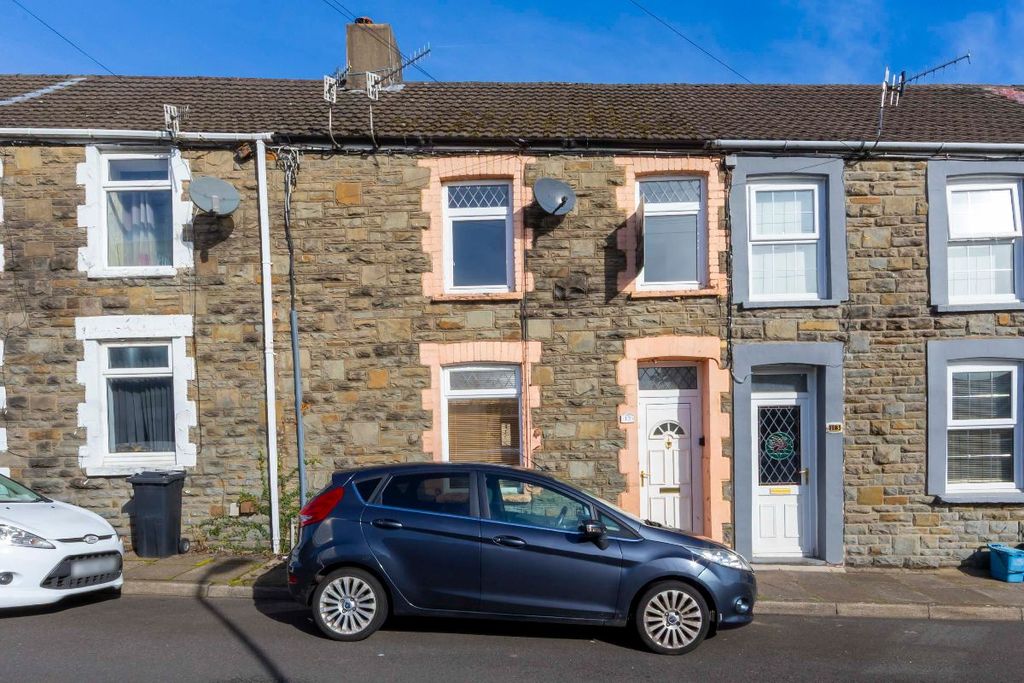 Property photo 1 of 25