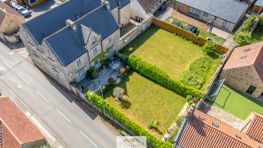 Property photo 1 of 38 Aerial 4