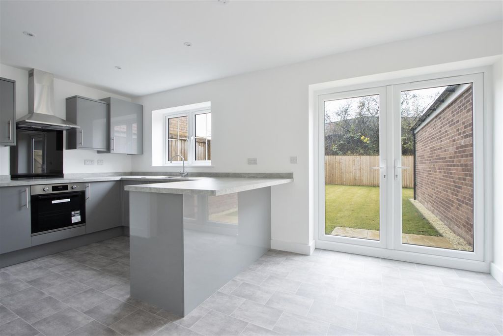 Property photo 3 of 14 Kitchen - Diner.Jpg