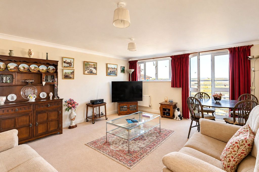 Property photo 3 of 11 Picture No. 04