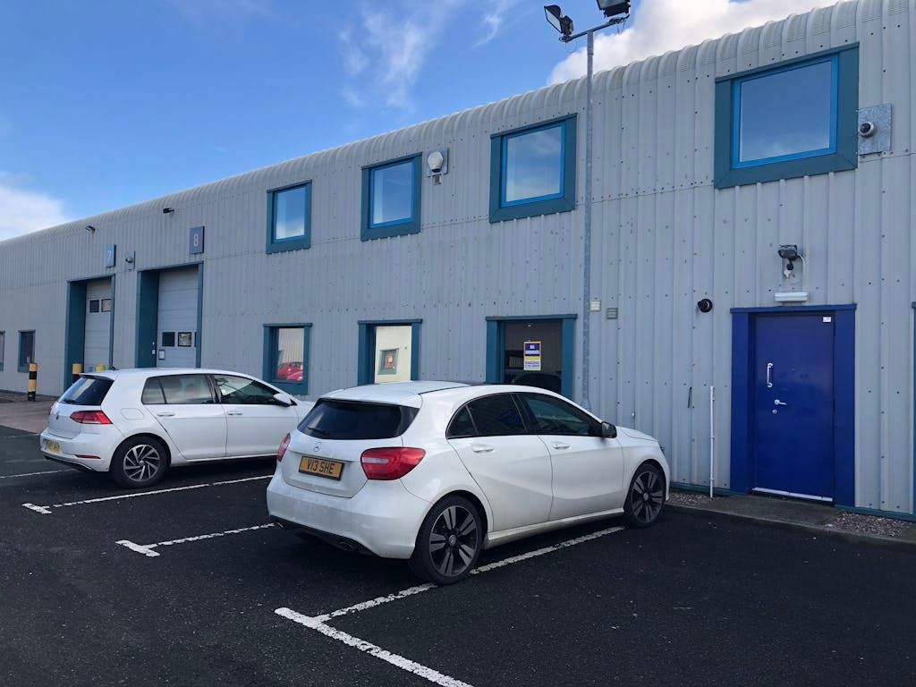 Property photo 1 of 6 Photo 2