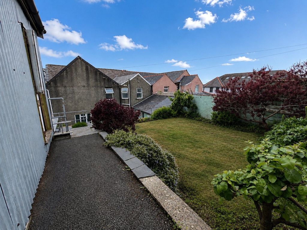 Additional image 33 of 5 bed semi-detached house for saleCharles Street, Milford Haven, Pembrokeshire SA73