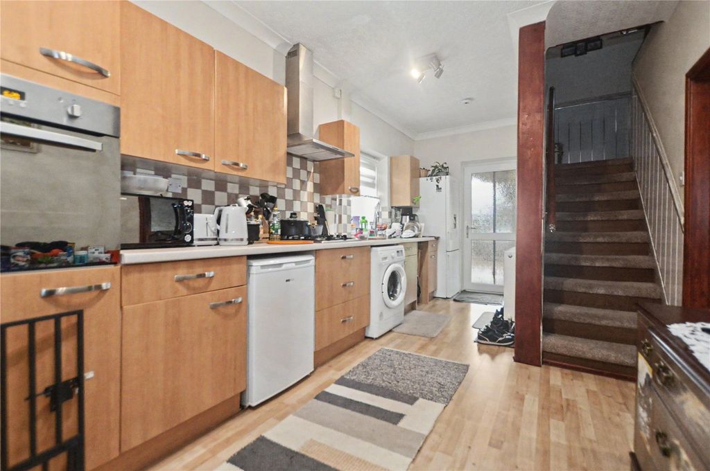 Property photo 3 of 15 Picture No. 09