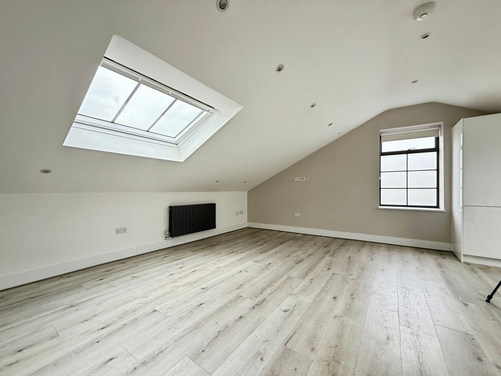 Property photo 1 of 16 Ac8E1276-Img_8026