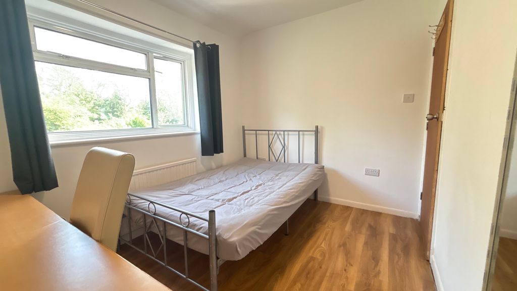 Property photo 1 of 8 Img_2624