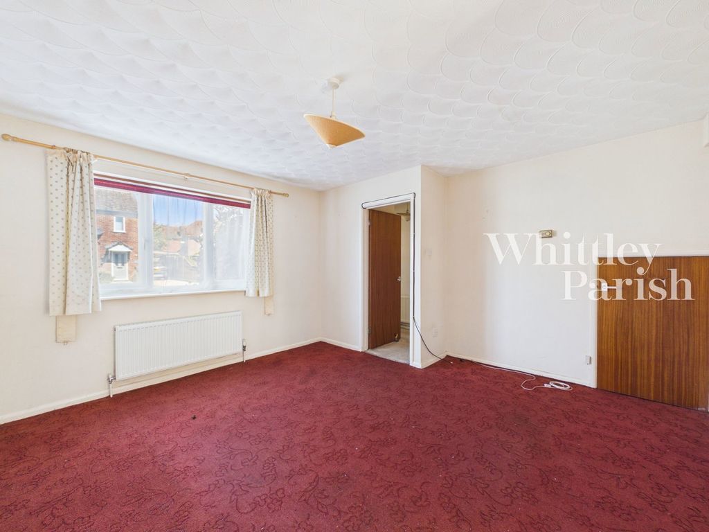 Property photo 3 of 13