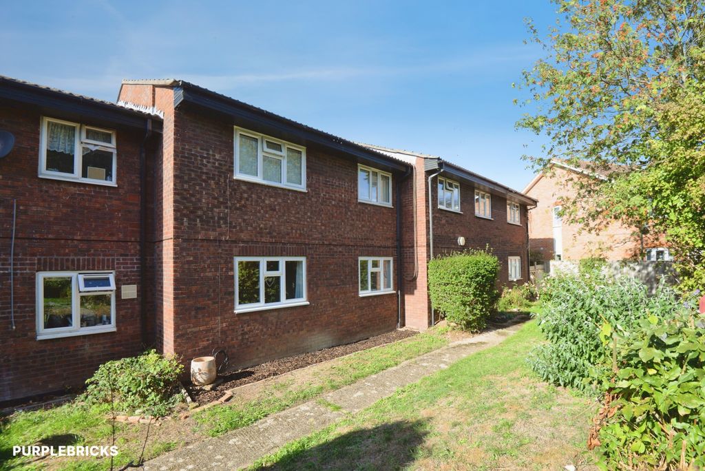 Property photo 1 of 11