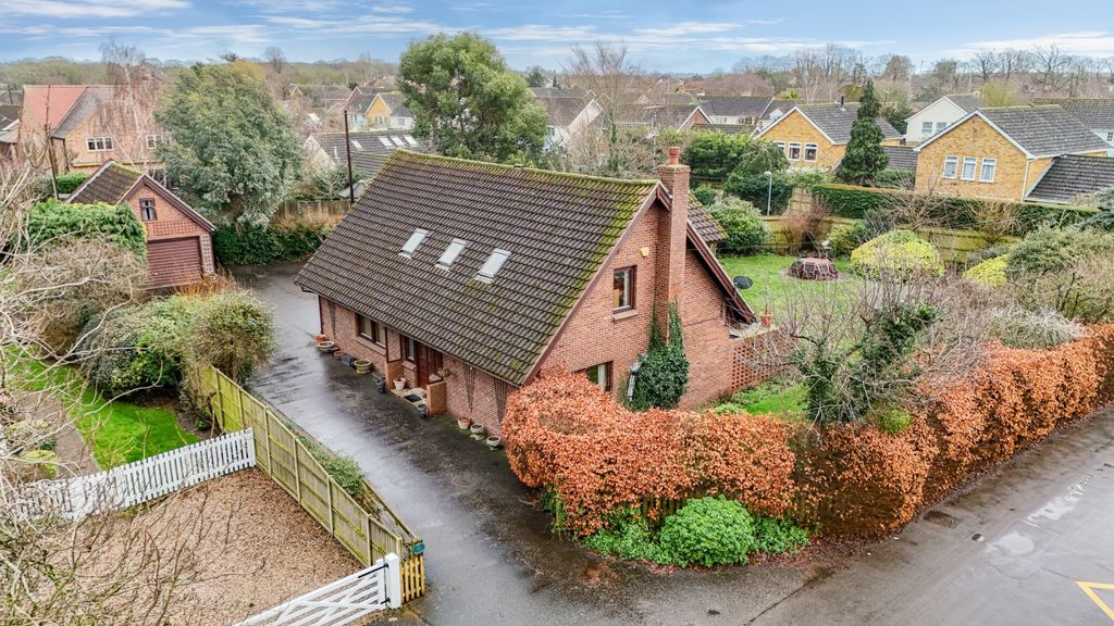 Property photo 1 of 39 4174332