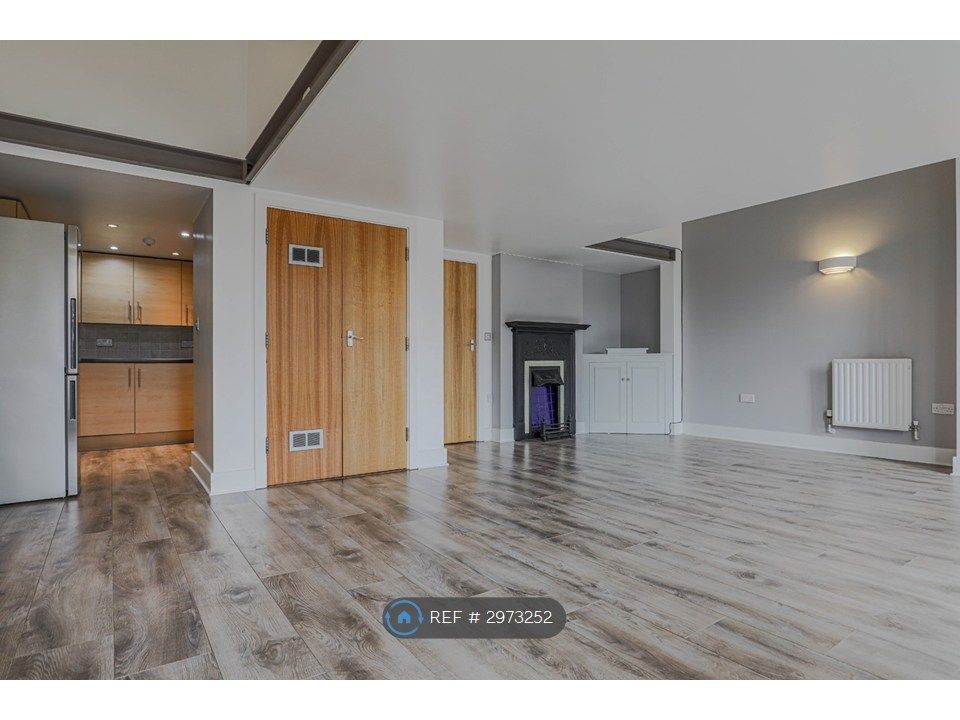 Property photo 3 of 22 Open Plan Lounge / Diner