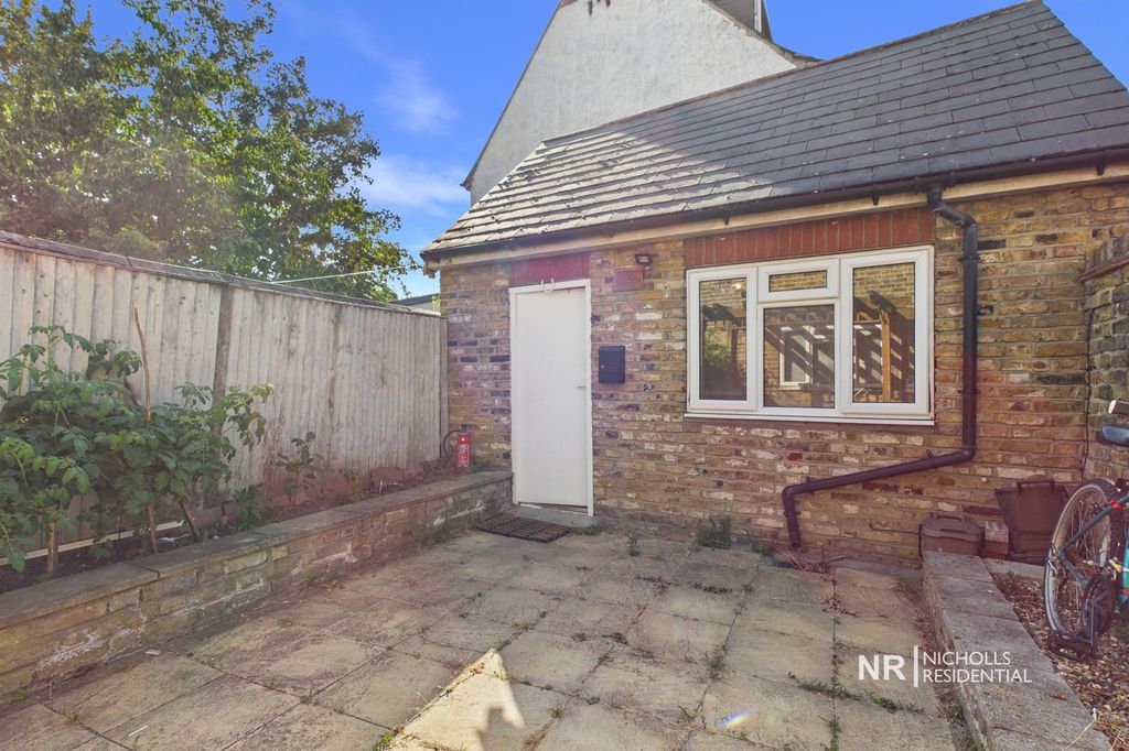 Property photo 1 of 8 Main Image
