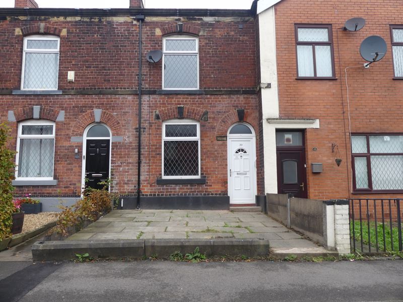 Property photo 1 of 12 Photo 11