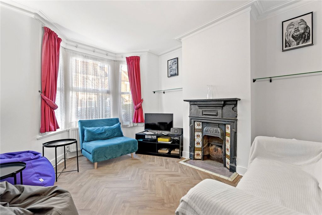 Property photo 1 of 20 Picture No. 25