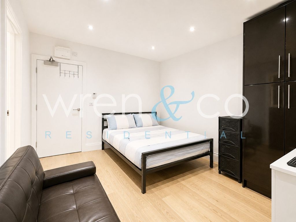 Property photo 1 of 8 Studio Flat For Rent