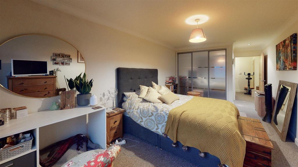 Property photo 3 of 12 Bedroom One