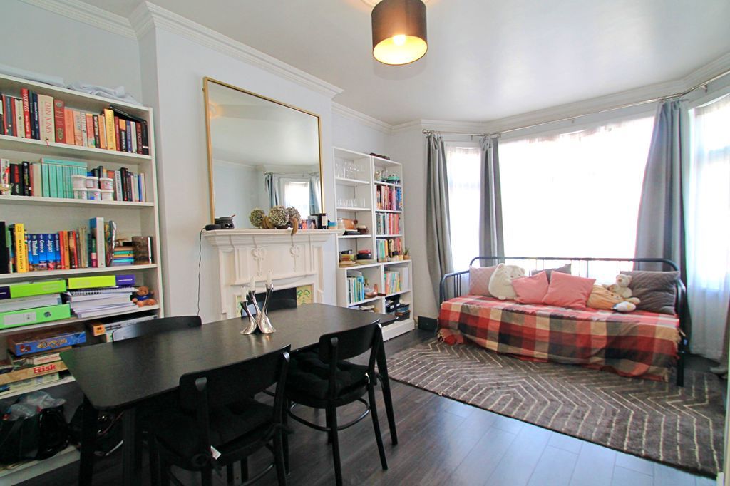 Property photo 3 of 11 Photo 9