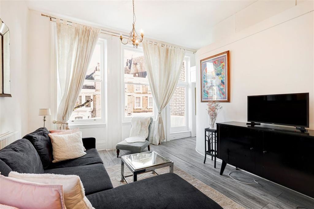 Property photo 2 of 5